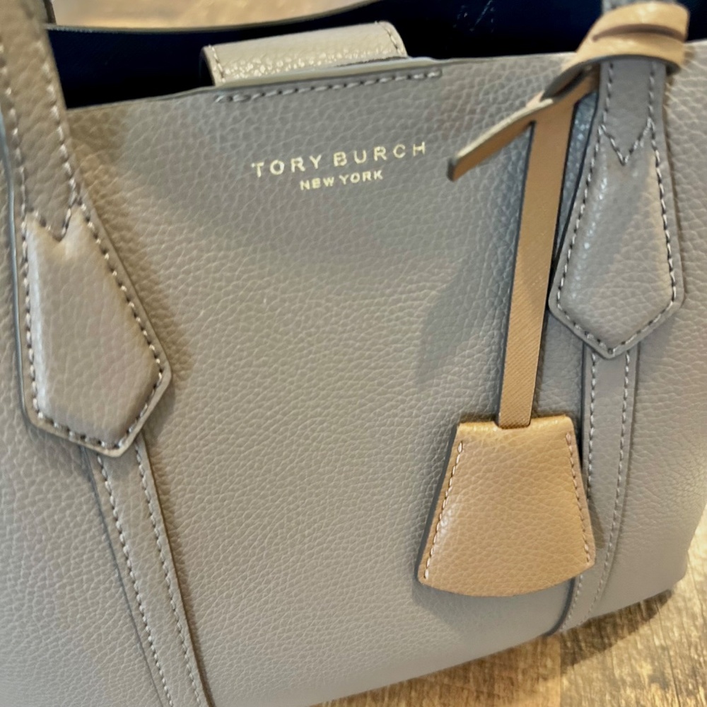 Tory Burch Perry Tote small - Picture 13 of 15